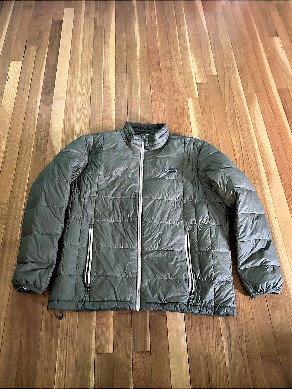 Used Men’s Columbia Green Puffer Jacket Size XL